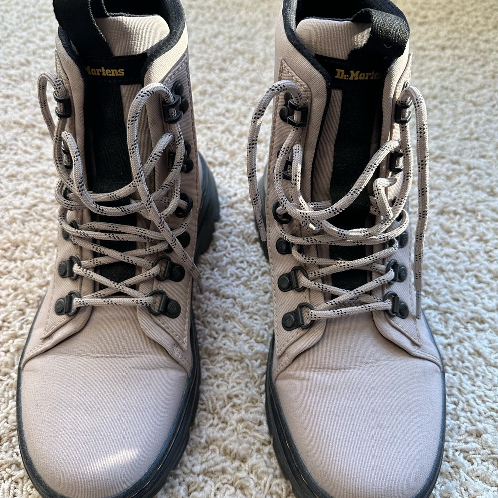 Dr. Martens Women's Light Tan Combs Boots